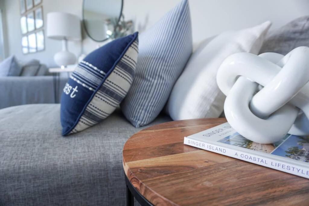 The Beach House At Seascape Steps From The Beach, Marina And Shops! West Palm Beach Ngoại thất bức ảnh