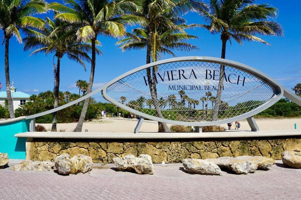 The Beach House At Seascape Steps From The Beach, Marina And Shops! West Palm Beach Ngoại thất bức ảnh